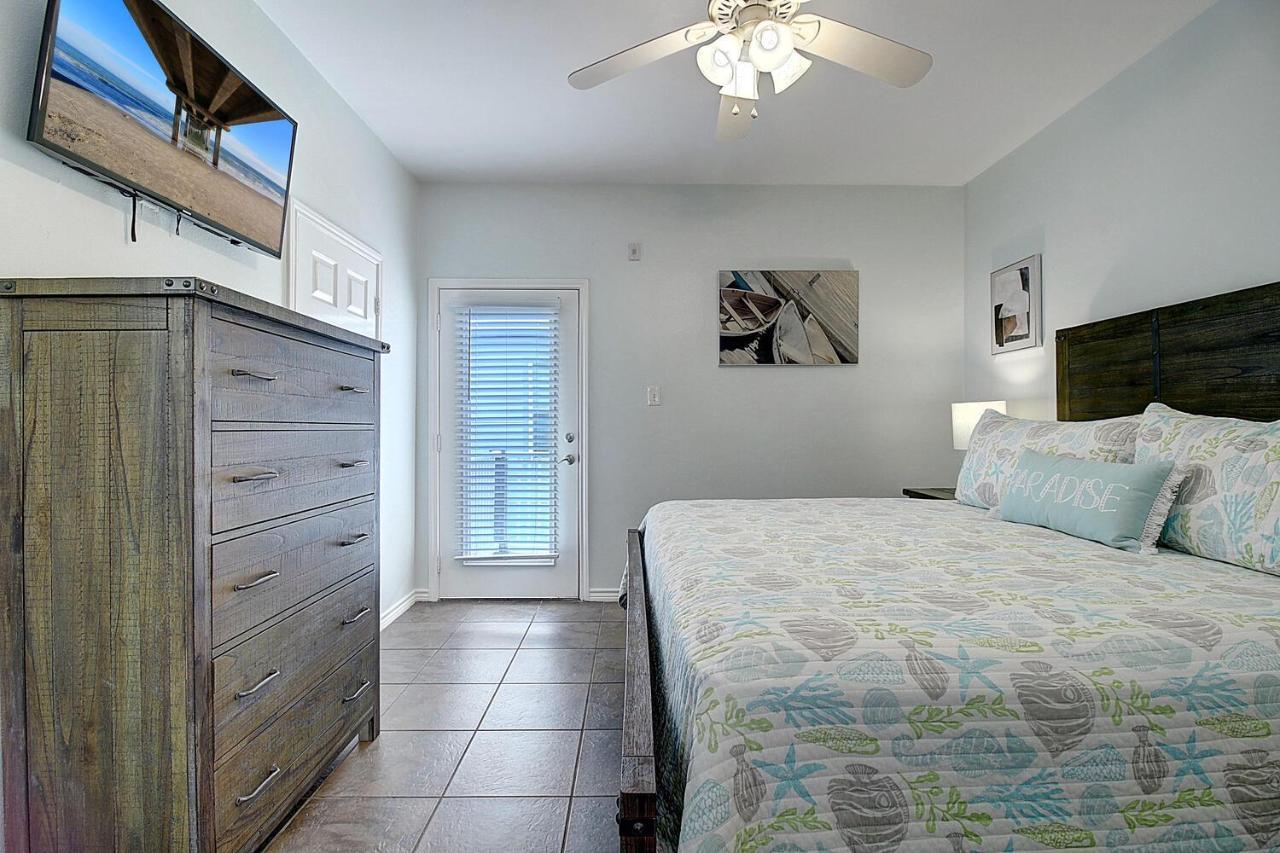 Shorts Story Apartment Port Aransas Exterior photo